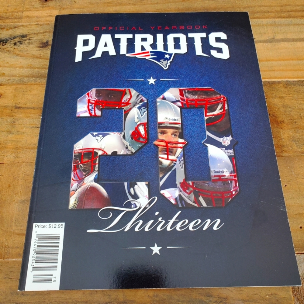Vintage New England Patriots Official NFL Yearbook 2013 Football Memorabilia